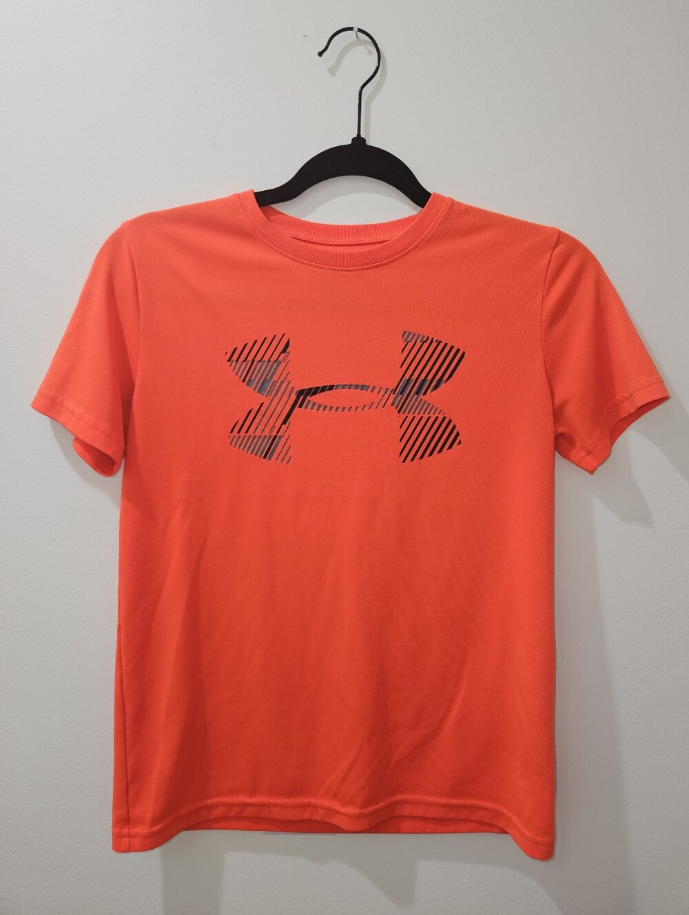 Under Armour Neon Orange Shirt, Great Condition, Size YM